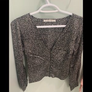 Abercrombie and finch blouse size small